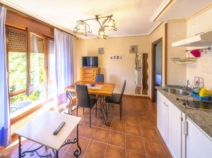 APARTAMENTOS TREBEDE