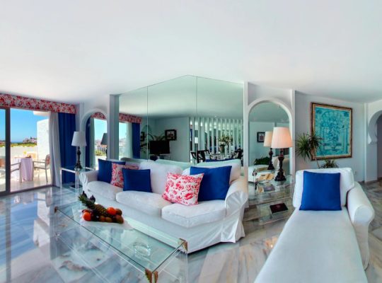 SUITES ALBAYZIN DEL MAR