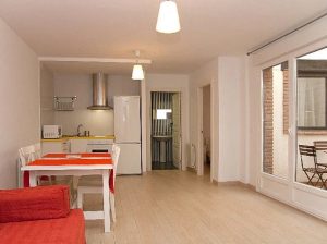 APARTAMENTOS DAROCA / LA CASA DE SOTÉS