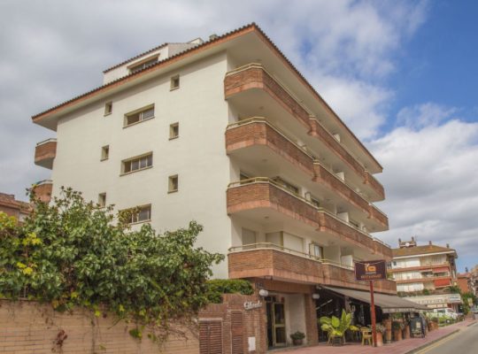 APARTAMENTOS ELDORADO